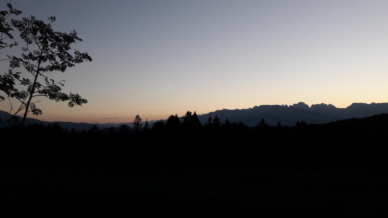 Hotel Scoiattolo Baselga di Pine Bagian luar foto